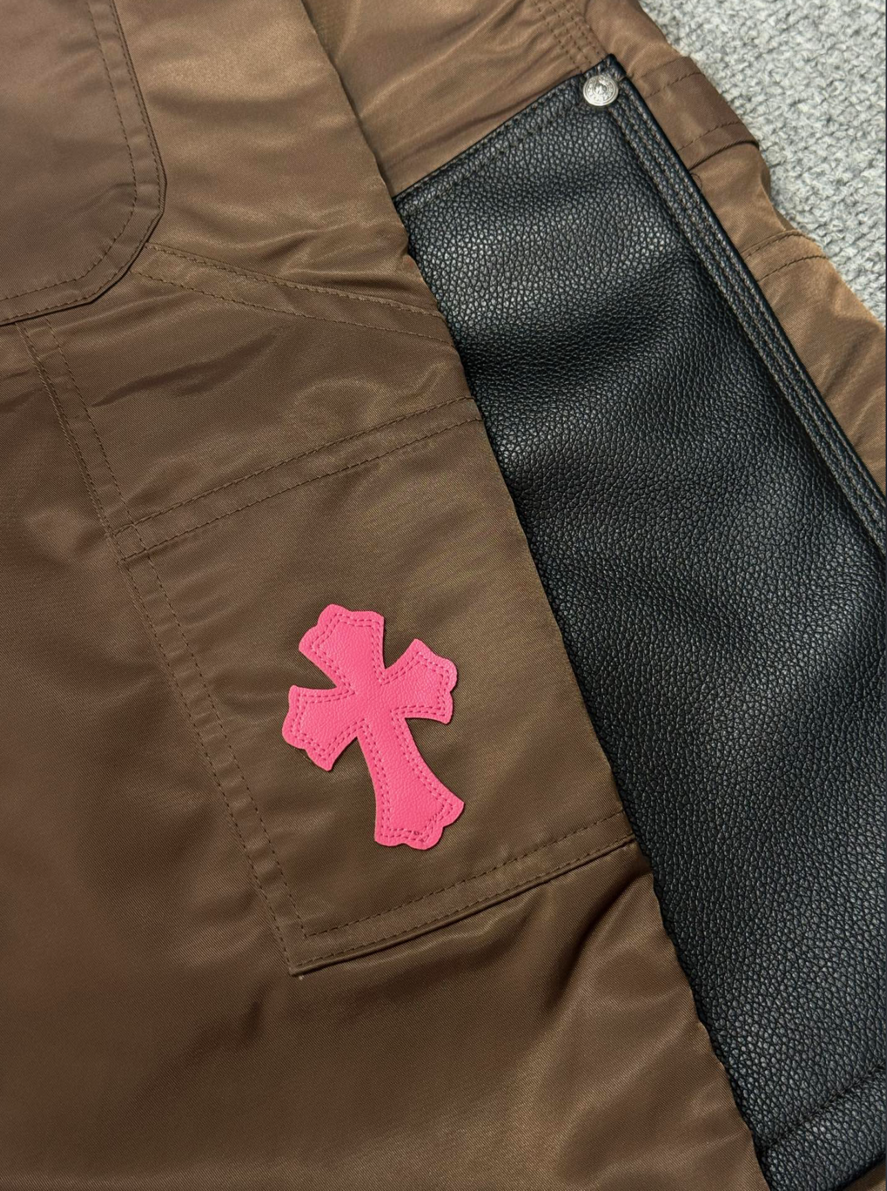 nylon carpenter shorts brown