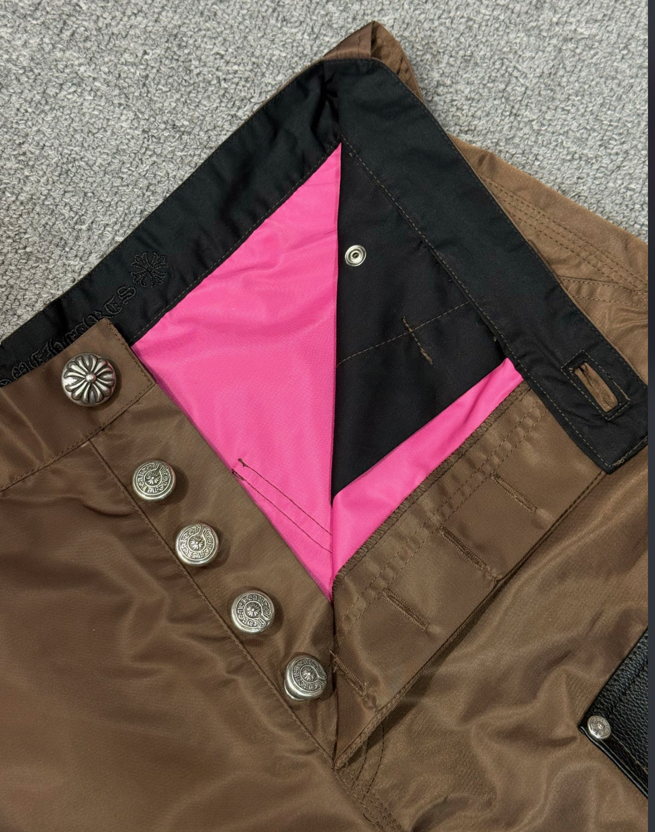 nylon carpenter shorts brown